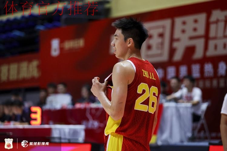 朱俊龙全场出战26分钟，5中2得到6分1板1助攻