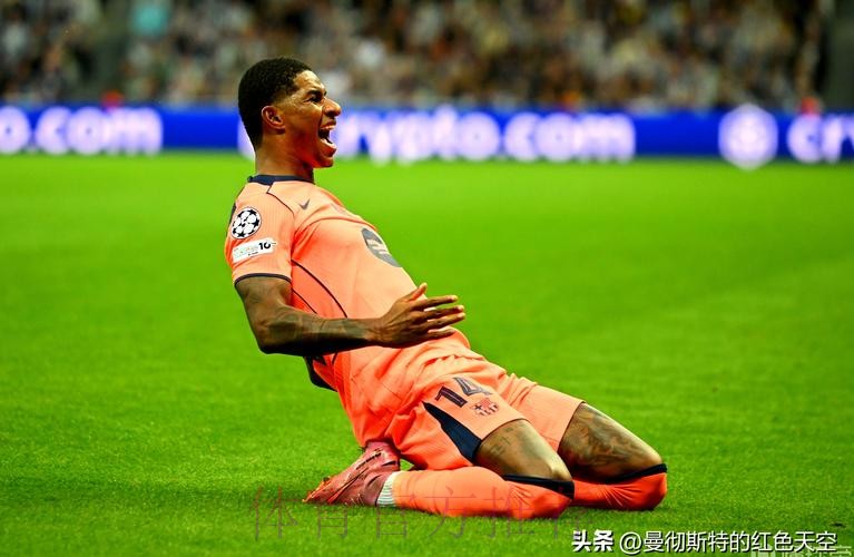 阿隆索:姆巴佩情况好多了 训练后会看他准备情况 阿隆索:姆巴佩情况好多了 训练后会看他准备情况